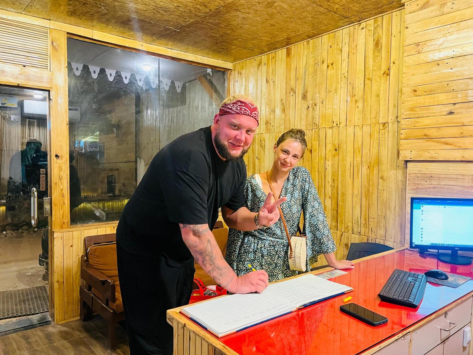 Hotel Pleasure Inn Near Turtle Beach Morjim Manage By Ld Group Of Hospitality Dış mekan fotoğraf
